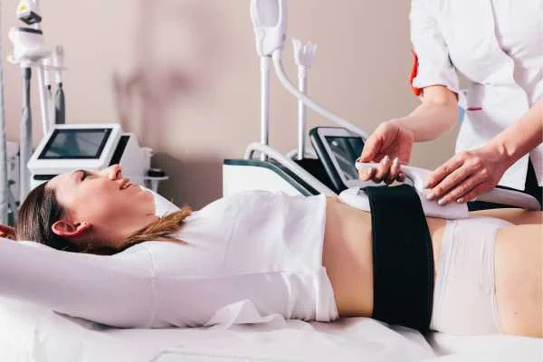 woman having body sculpting to help improve her body image and her mental health Kingston upon Thames